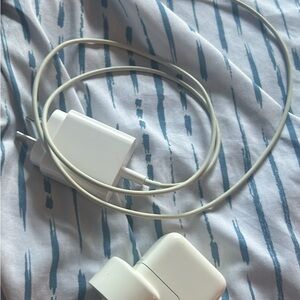 Universal White USB Wall Charger